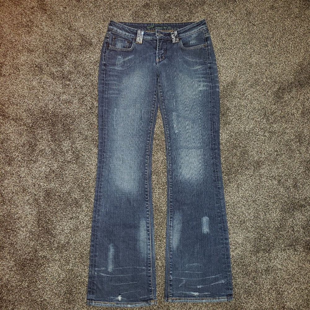 BEBE Spellout Distressed Bootcut Jeans 29